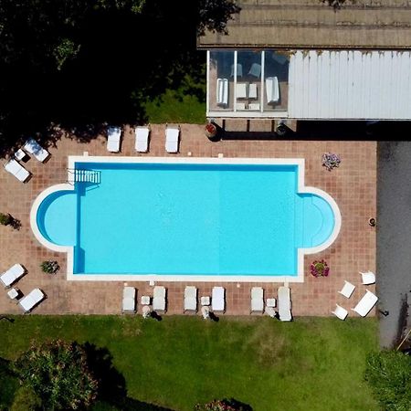 Bed And Breakfast Il Glicine Piedimonte Etneo Bagian luar foto