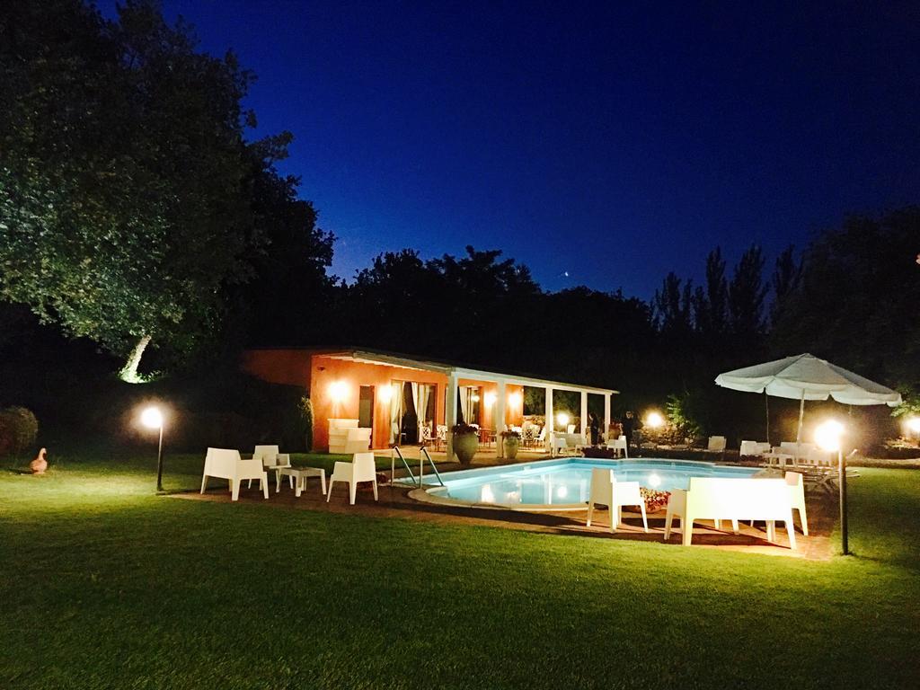 Bed And Breakfast Il Glicine Piedimonte Etneo Bagian luar foto