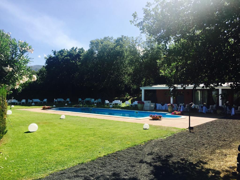 Bed And Breakfast Il Glicine Piedimonte Etneo Bagian luar foto